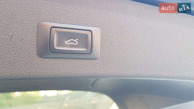 Внедорожник / Кроссовер Audi Q5 2015 в Городке