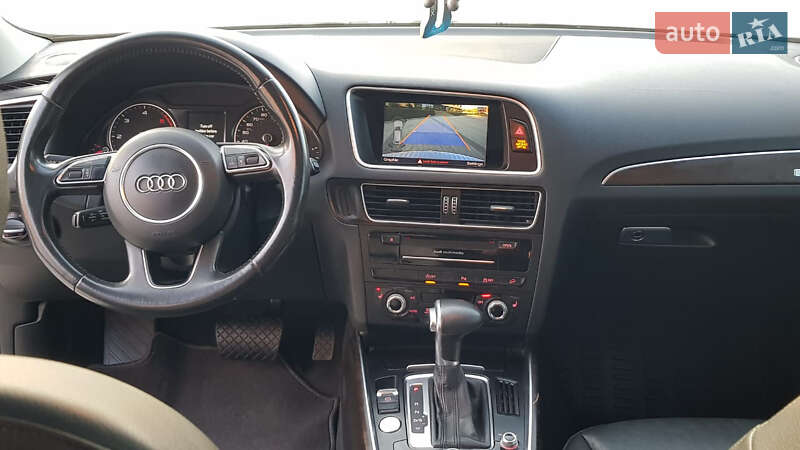 Внедорожник / Кроссовер Audi Q5 2015 в Городке