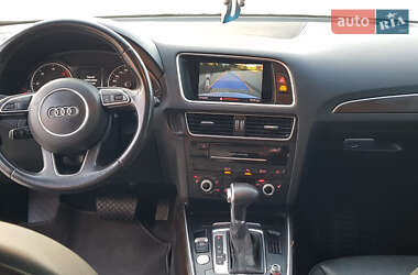 Внедорожник / Кроссовер Audi Q5 2015 в 