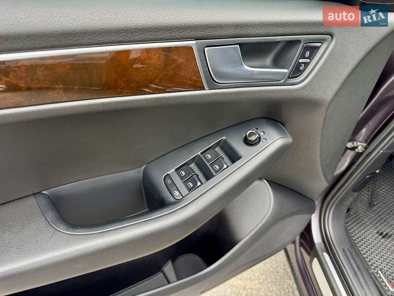 Внедорожник / Кроссовер Audi Q5 2012 в Киеве