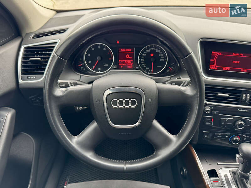 Внедорожник / Кроссовер Audi Q5 2012 в Киеве