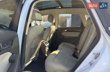 Позашляховик / Кросовер Audi Q5 2014 в 
