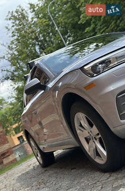 Внедорожник / Кроссовер Audi Q5 2017 в 