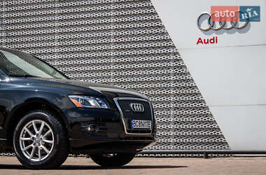 Внедорожник / Кроссовер Audi Q5 2011 в 