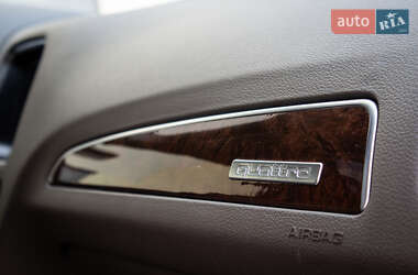 Внедорожник / Кроссовер Audi Q5 2011 в 