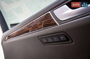 Внедорожник / Кроссовер Audi Q5 2011 в 
