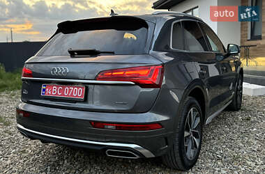 Внедорожник / Кроссовер Audi Q5 2022 в 