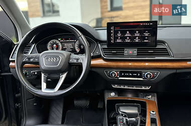 Внедорожник / Кроссовер Audi Q5 2022 в 