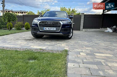 Внедорожник / Кроссовер Audi Q5 2017 в Киеве
