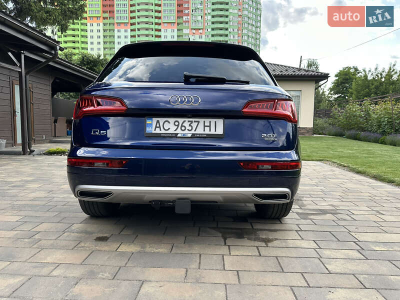 Внедорожник / Кроссовер Audi Q5 2017 в Киеве