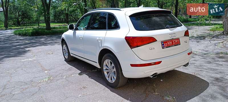 Внедорожник / Кроссовер Audi Q5 2013 в Желтых Водах