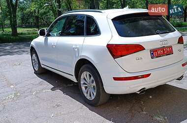 Позашляховик / Кросовер Audi Q5 2013 в 