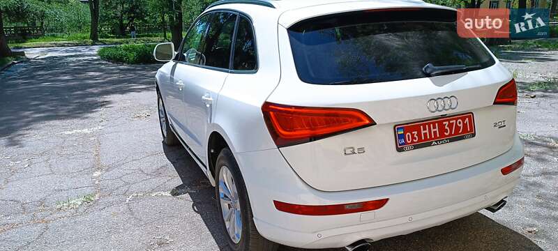 Внедорожник / Кроссовер Audi Q5 2013 в Желтых Водах