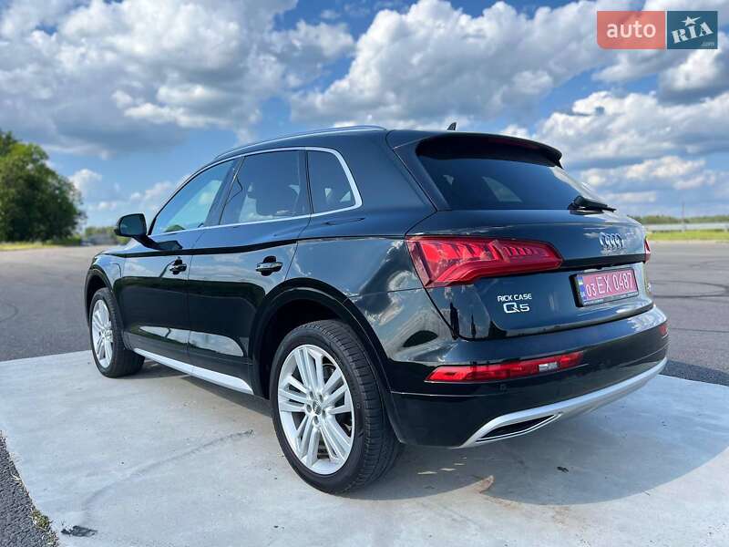 Внедорожник / Кроссовер Audi Q5 2018 в Львове
