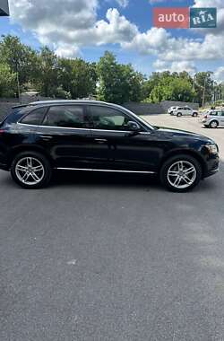 Внедорожник / Кроссовер Audi Q5 2015 в 