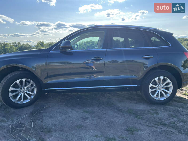 Внедорожник / Кроссовер Audi Q5 2016 в Киеве