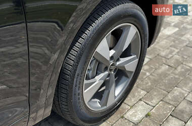 Внедорожник / Кроссовер Audi Q5 2023 в 