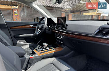 Внедорожник / Кроссовер Audi Q5 2023 в 
