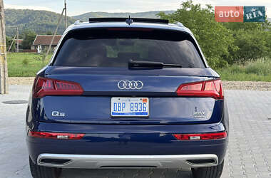 Внедорожник / Кроссовер Audi Q5 2018 в 