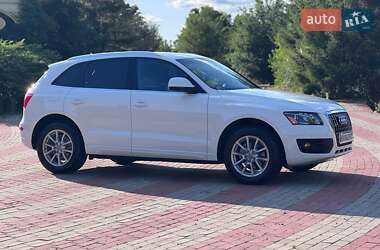 Внедорожник / Кроссовер Audi Q5 2012 в 