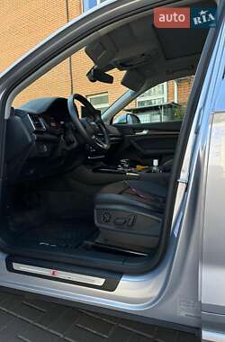 Внедорожник / Кроссовер Audi Q5 2022 в 