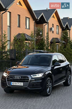 Внедорожник / Кроссовер Audi Q5 2018 в 