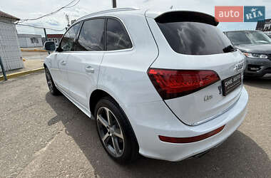 Внедорожник / Кроссовер Audi Q5 2015 в 