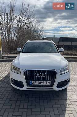 Внедорожник / Кроссовер Audi Q5 2012 в 
