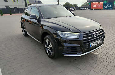 Внедорожник / Кроссовер Audi Q5 2018 в 
