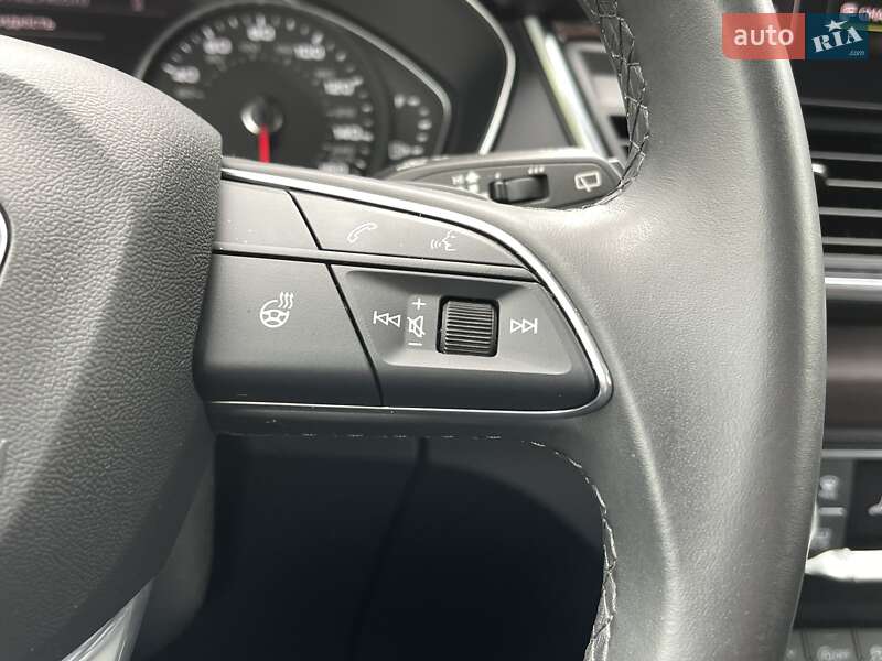 Внедорожник / Кроссовер Audi Q5 2023 в Киеве