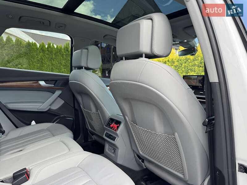 Внедорожник / Кроссовер Audi Q5 2022 в Стрые