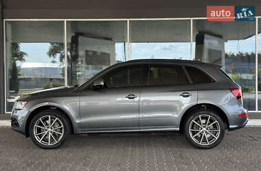 Внедорожник / Кроссовер Audi Q5 2015 в 