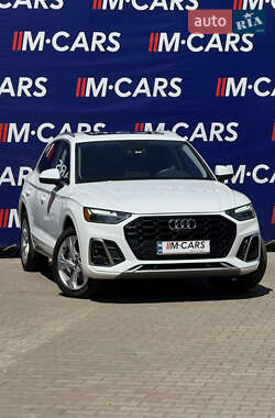 Внедорожник / Кроссовер Audi Q5 2022 в 