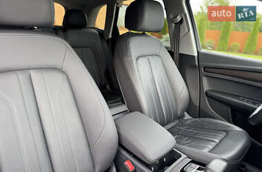 Внедорожник / Кроссовер Audi Q5 2022 в 