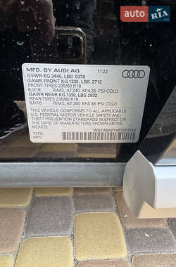 Внедорожник / Кроссовер Audi Q5 2022 в 