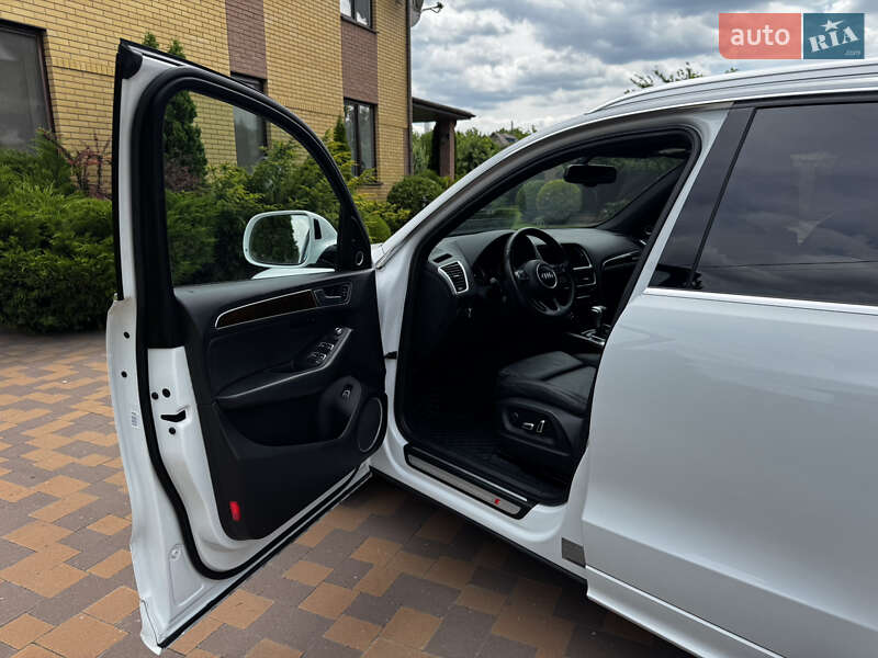 Позашляховик / Кросовер Audi Q5 2015 в Баришівка