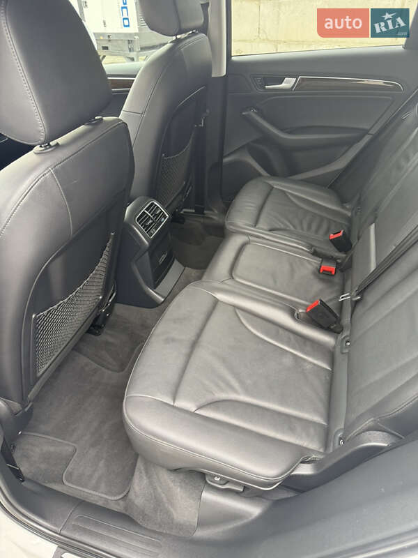 Внедорожник / Кроссовер Audi Q5 2013 в Ровно