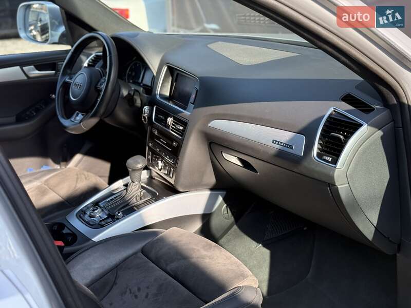 Внедорожник / Кроссовер Audi Q5 2014 в Львове