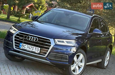 Внедорожник / Кроссовер Audi Q5 2017 в 