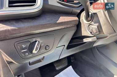 Внедорожник / Кроссовер Audi Q5 2018 в 