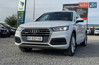 Внедорожник / Кроссовер Audi Q5 2018 в 