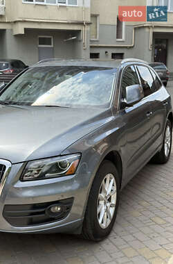 Внедорожник / Кроссовер Audi Q5 2011 в 