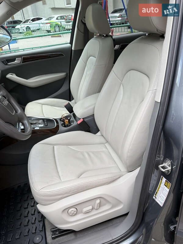 Внедорожник / Кроссовер Audi Q5 2011 в Ивано-Франковске