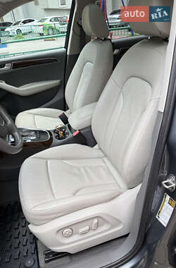 Внедорожник / Кроссовер Audi Q5 2011 в 