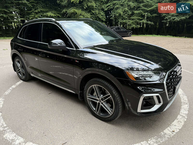 Внедорожник / Кроссовер Audi Q5 2020 в Львове