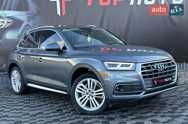 Внедорожник / Кроссовер Audi Q5 2018 в 