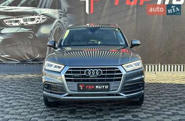 Внедорожник / Кроссовер Audi Q5 2018 в 
