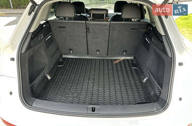Внедорожник / Кроссовер Audi Q5 2021 в 