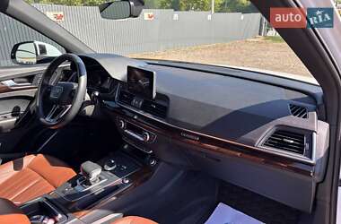 Внедорожник / Кроссовер Audi Q5 2019 в 