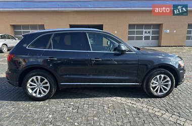 Внедорожник / Кроссовер Audi Q5 2016 в 